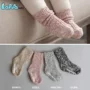 Vớ cotton mùa xuân và mùa thu cotton cho bé Chất liệu cotton ấm áp thoáng khí dày xoắn vặn thấm mồ hôi kháng khuẩn chống trơn trượt tất trẻ em