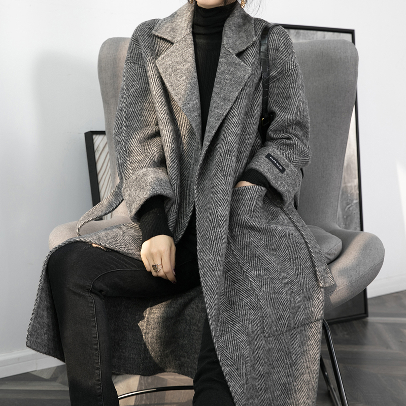 High-End Dark Gray Double-Sided Cashmere Coat for Women, Mid-Length, Loose-Fitting, Lace-Up Herringbone Woolen Coat for Women in Winter