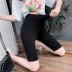 Yoga tập thể hình quần đi xe đạp phụ nữ mặc quần an toàn Barbie quần legging năm điểm mùa hè chống chói mỏng - Quần short Quần short