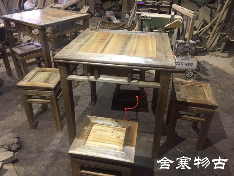 (Customized) Dry old house materials Sichuan Xiaoye Zhennan golden silk nanmu Eight Immortals table square table stool dining table five-piece set