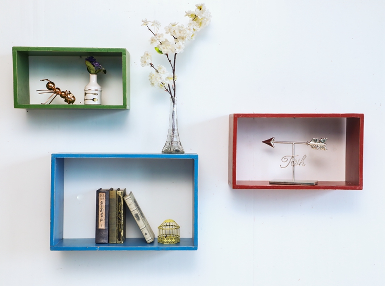 Multi-function wall shelf Wall hanging frame lattice photo frame display stand TV background decoration rack 3-piece set