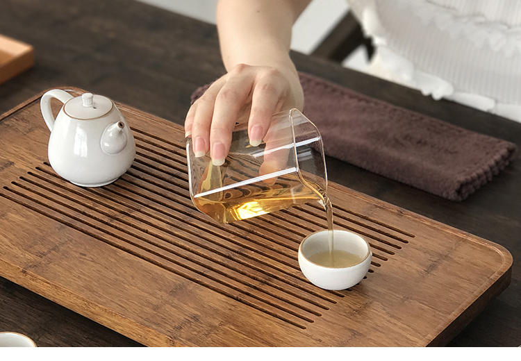 Square Justice Cup Kung Fu Tea Set Trà Nghi lễ Glass Fair Phụ kiện Cup Grand Gong Cup Tea Tea Tea Hộ gia đình đơn giản - Trà sứ cốc uống trà có nắp đậy