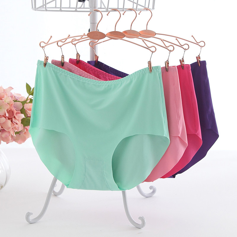 4 pieces of free mail plus no mark ice wire underwear female fat mm 200 pounds of summer ultra thin high waist triangle one slice