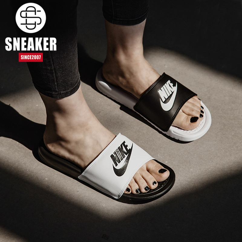 nike sports slippers