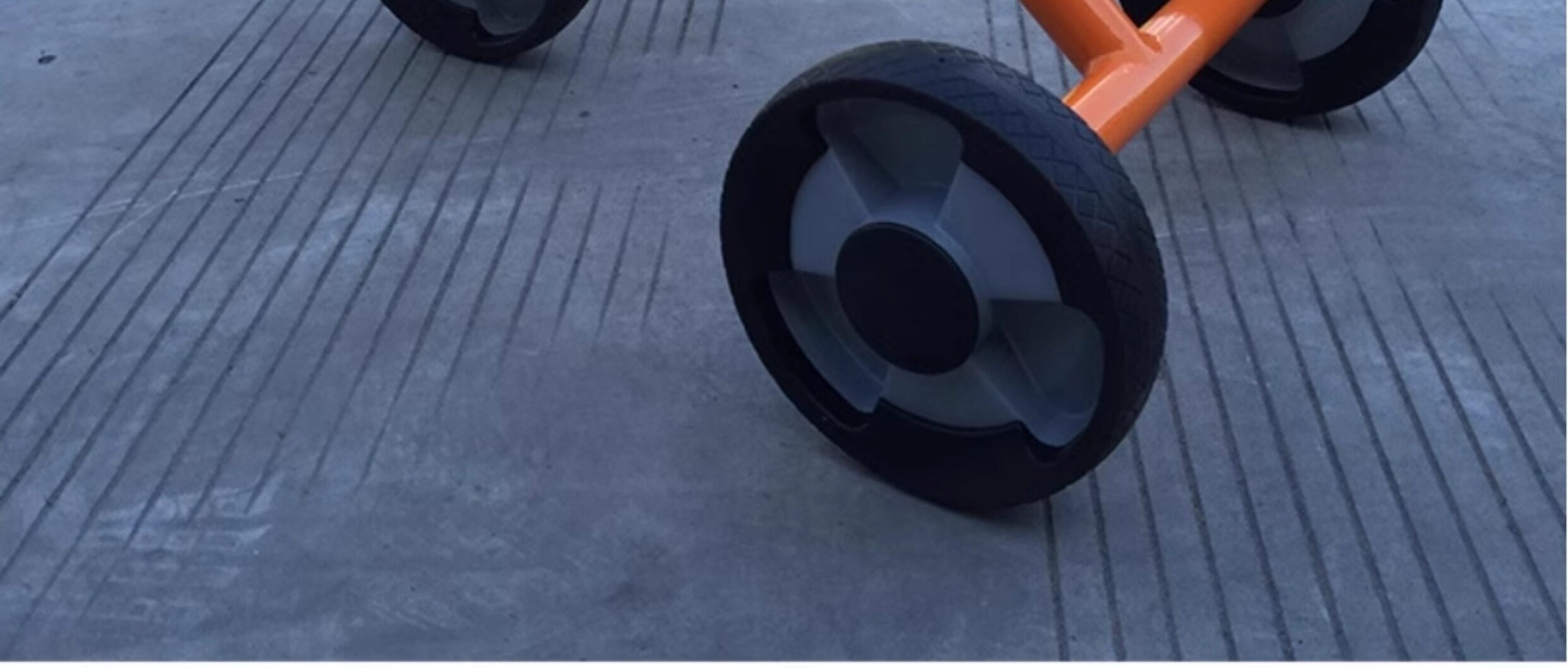 Трехколесный велосипед 幼儿园儿童玩具户外童车户外感统训练器材自行车三轮脚踏车器械