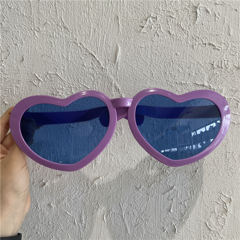 Hip-hop Retro Heart Shape Pc Heart Shape Full Frame Women's Sunglasses display picture 4