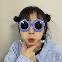 В форме цветка, сиреневый