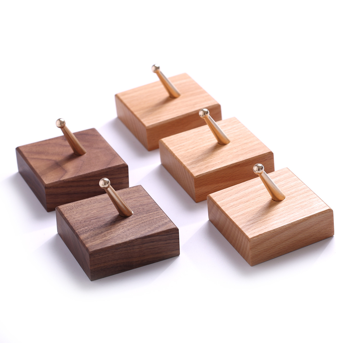 Nordic Creative Black Walnuts Brass Wood Hung Clothes Hook Hood Hook Wall Wall-mounted Cloakroom Wood Hook Decoration