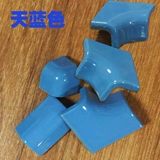 Бассейн с закругленными углами, керамическая мозаика с аксессуарами