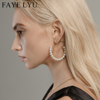 Baroque lazy French pearl earrings for women, small fragrant large hoop earrings, personalized fashionable anti-allergic earrings
