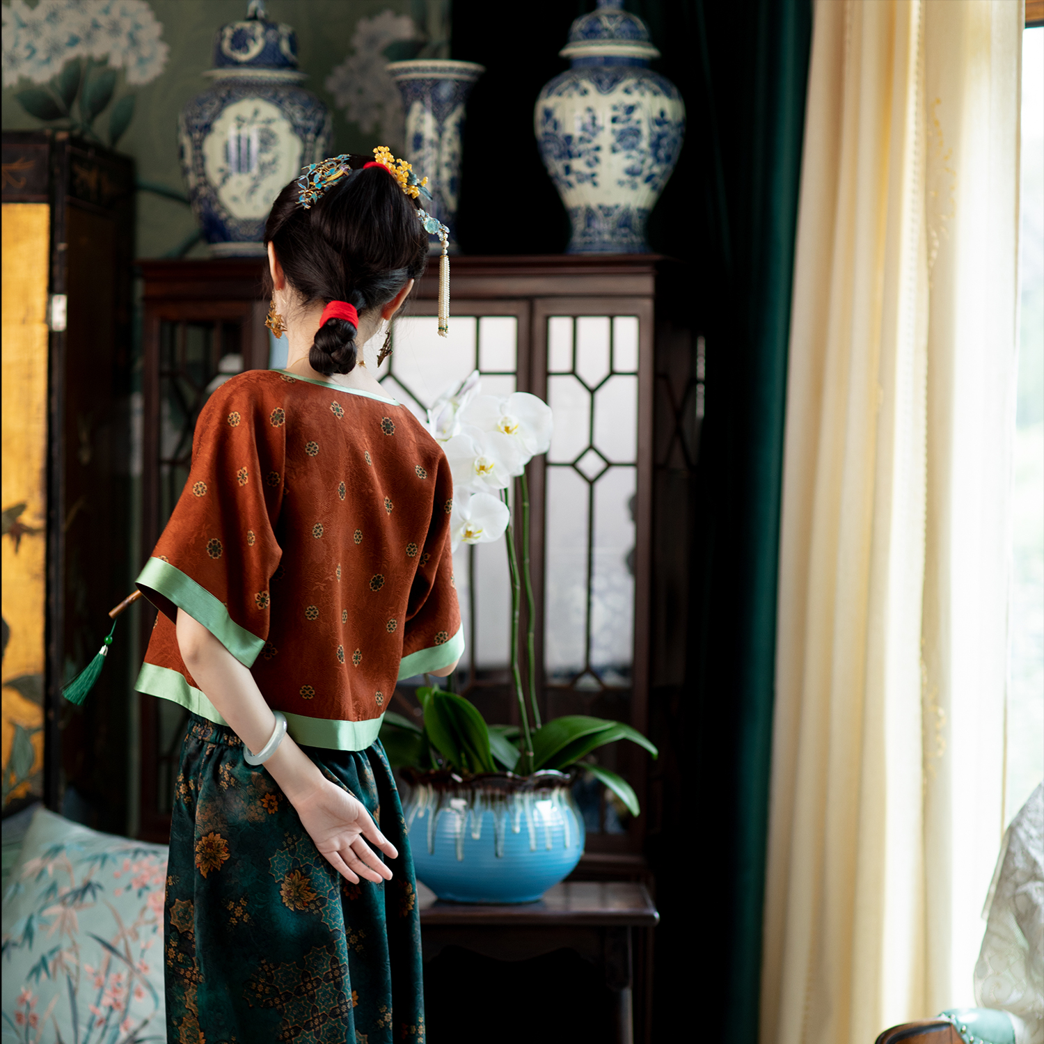 唐宮絵画宴会丨風の城丨夏シルクオープンホール羅紅雲糸オープンカラー半袖トップス多用途デイリー