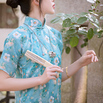 Chaoqing Qing Dynasty-Republic of the Republic of the Republic of the Republic of the Republic of China with a New Day of Young Breeze New Day of the New Day Short sleeves Long Qipao Qipao Improved Version of Liandress