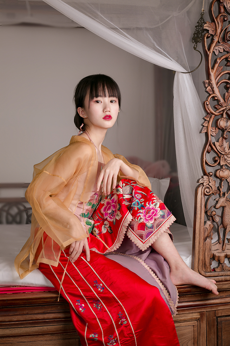 Hibiscus thẻ hoa phong cách Trung Quốc retro đẹp tinh tế thêu tay thêu sexy tạp dề 丨 Jane tình yêu thiết kế ban đầu