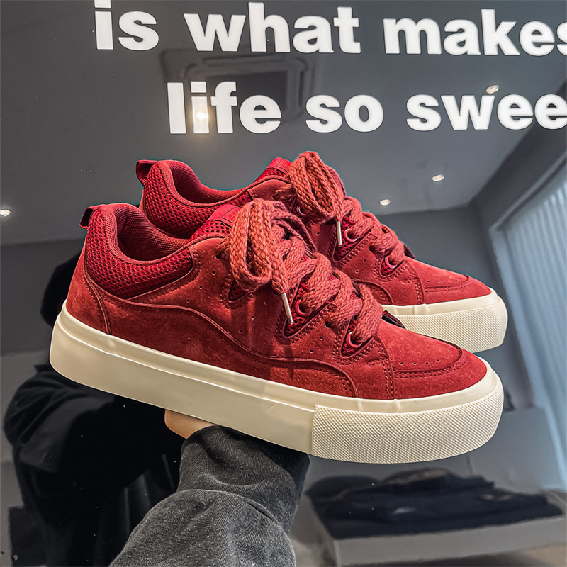 Men's Trendy Shoes 2025 Loafers Versatile Skate Shoes Hong Kong Style Popular Men's Shoes Angora Red American High Street