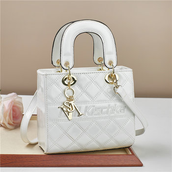 Ready-made factory fashion trend women's bag high-end large-capacity shoulder bag crossbody bag handbag women 19484