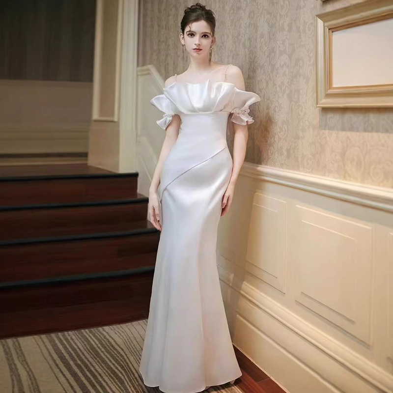 White Evening Dress for Women 2026 New Model, Elegant and Noble Long Style, Suitable for Everyday Wear, Exuding a Queenly Aura for Parties White Evening Dress for Women 2026 New Model, Elegant and Noble Long Style, Suitable for Everyday Wear, Exuding a Queenly Aura for Parties
