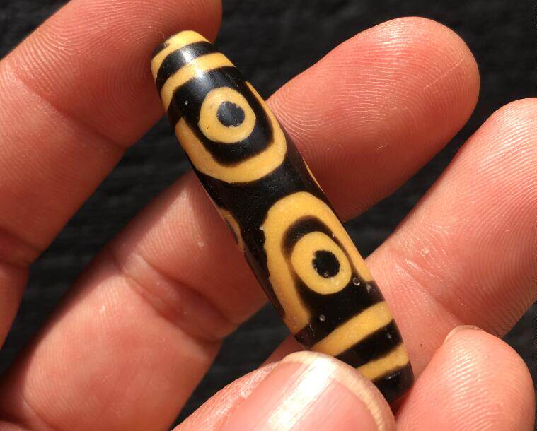 Tibetan old Xueba beads diameter 10 Tibetan Buddha beads bucket beads Sherpa glass beads package old fidelity