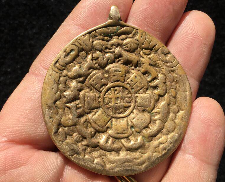 The Qing Dynasty Tibet Old Lima Bronze Jiugong Gossip Gossip Master Stash and Protect The Old Fidelity