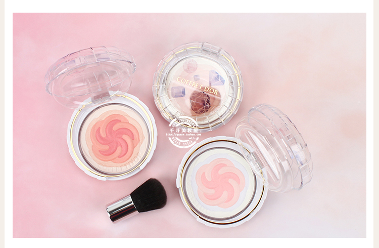 Nhật Bản Kanebo COFFRET cà phê hạt cà phê nụ cười gradient hoa sửa chữa năng lực đỏ mặt giới hạn kỷ niệm 10 năm - Blush / Cochineal phấn má apieu juicy pang