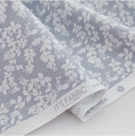 South Korean imports itsfabric pure cotton printed fabric Crushed Flowers Fabric Clothing Handmade Bag DIY Va Garment