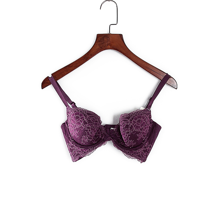 Dai series new counter withdrawal cabinet purple lace hook flower fashion gathered comfortable bra 71449