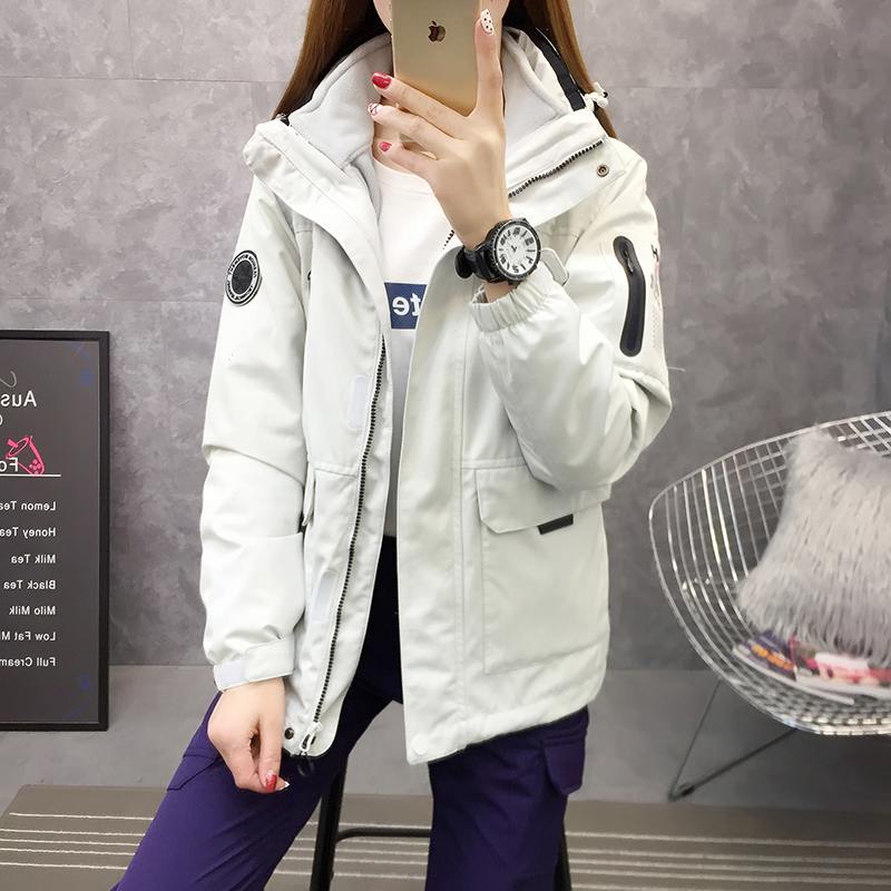 Autumn and winter jacket women's three-in-one detachable two-piece Korean version outdoor mountaineering jacket men's plus velvet thick coat