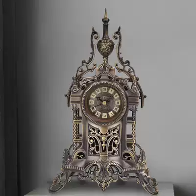 European style retro silent clock living room American antique standing clock clock clock table ornaments quartz clock