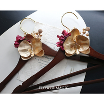 Butterfly Orange Wooden Velvet Clothes Bride Bride Bride Bride Wedding Wedding Show Wedding Show Clothes