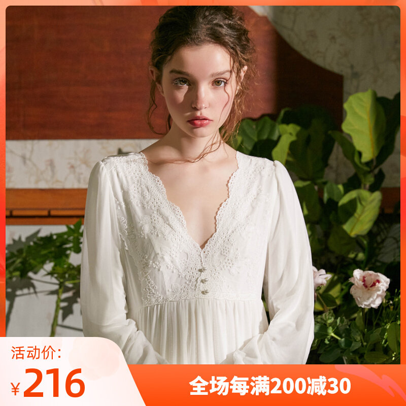 Dust Hee Sleeping Dress V-collar Lady Skirt Simple court wind long skirt low-chest home leisure home dress pajamas