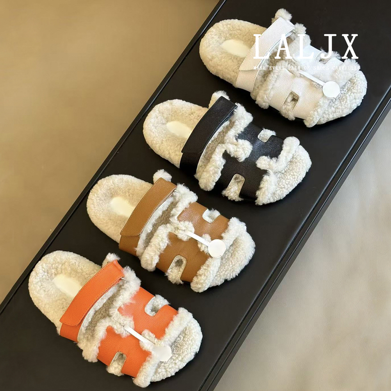 Lao Li's 2026 New Model Magic Tape Thick-Soled Furry Slippers for Women, Outdoor Wear, Sheepskin Integrated, Warm Slippers