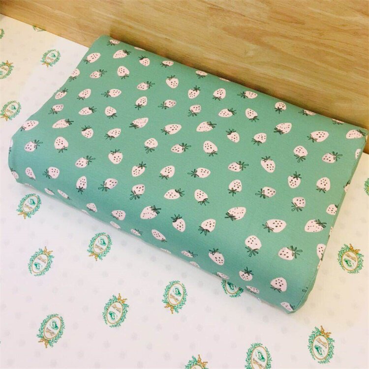 Combed cotton cotton cotton cotton cotton Thai vegetan latex pillow adult children baby baby pillow skin custom small strawberry