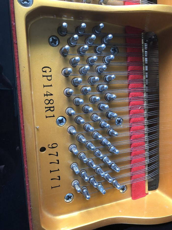 Chân máy cũ piano nhỏ Yamaha Yamaha ngọc trai giá rẻ chuyên nghiệp giải phóng mặt bằng trong nước Thâm Quyến yamaha clp 535