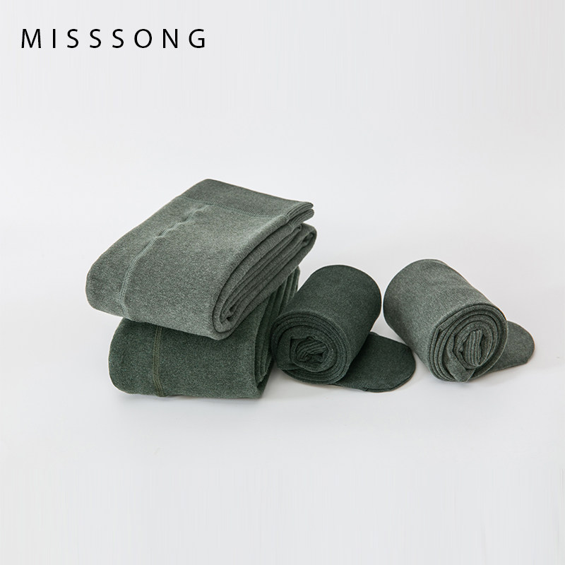 Autumn and winter tights women's thick thin Japanese velvet thickened avocado dark green tights step outside to wear