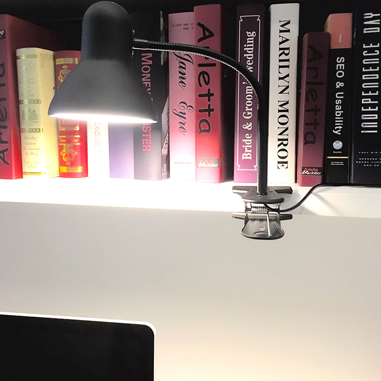 Plug-in old-fashioned bedroom study and work desk lamp bedroom bedside desk eye protection replaceable smart bulb incandescent lamp