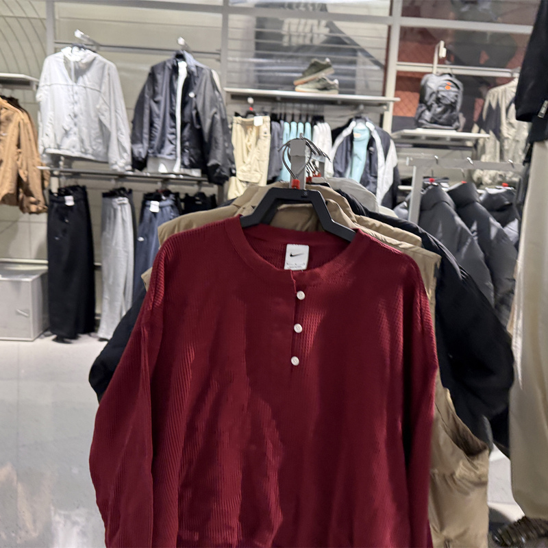 Authentic Nike Women's Cny New Year Red Sweater Half-Open Pullover Knitwear Hv8466-677 Authentic Nike Women's Cny New Year Red Sweater Half-Open Pullover Knitwear Hv8466-677