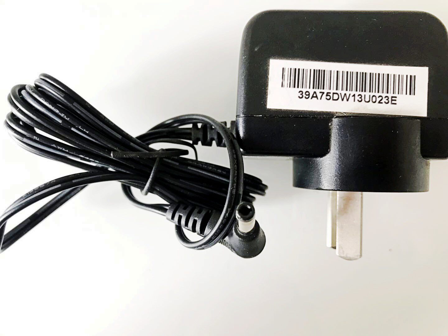 5V1A power adapter 4017 interface