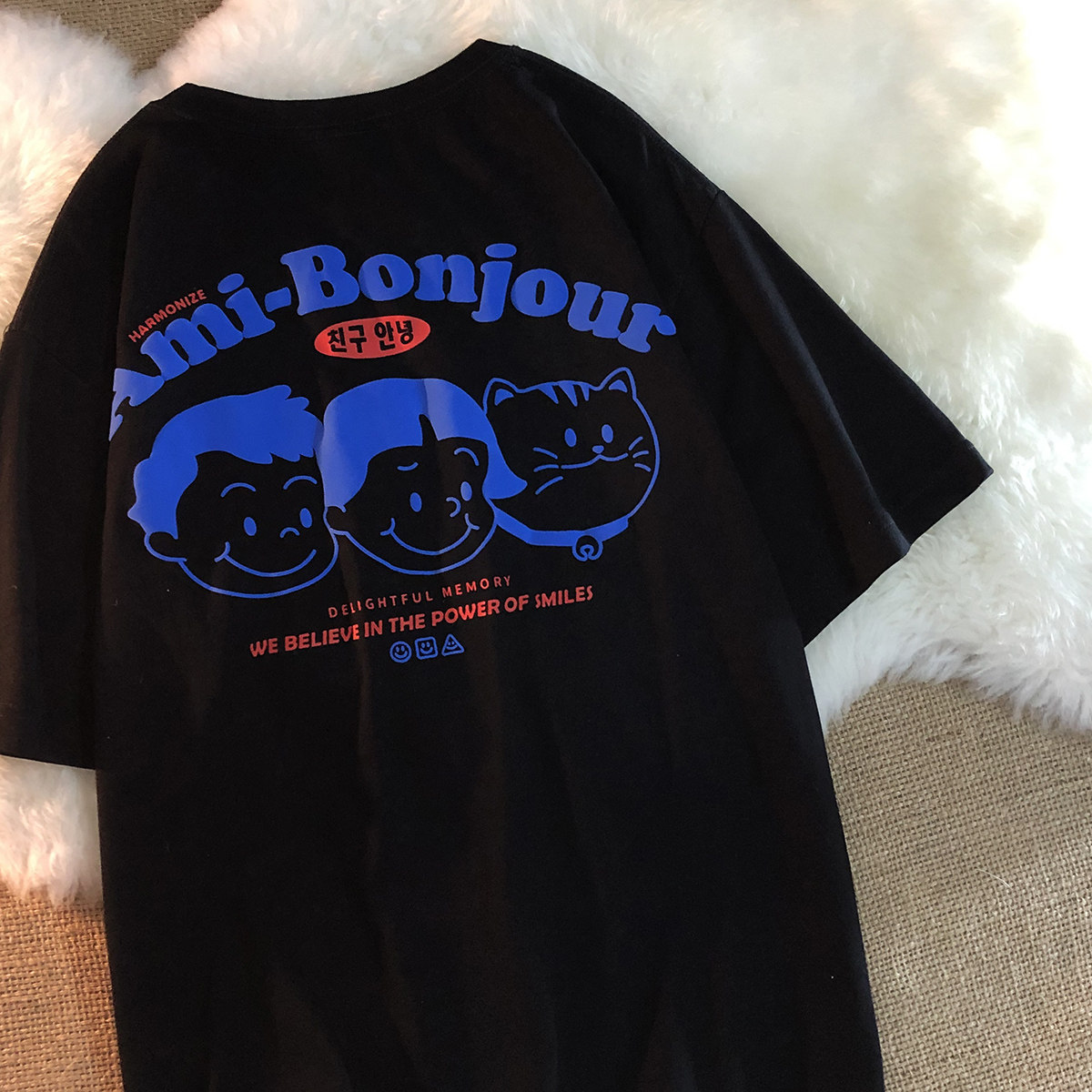 The Bear Keeper's Secret Boy with Cats Tide Card Personality 100 Loose Round Collar Short Sleeve T-shirt Lovers and Men and Women