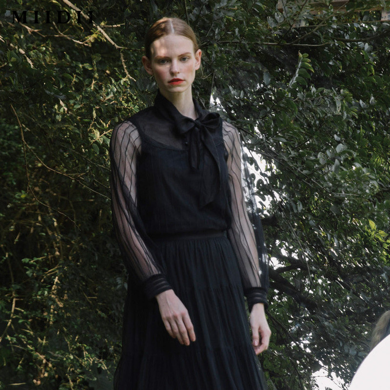 Riddle Early Autumn Retro Elegant Splicing Lace Lotus Leaf Lace Blouse Shirt Woman 201MS0143