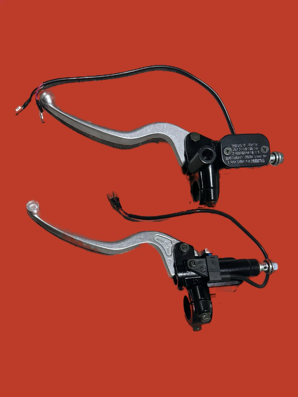 Flying Eagle Jialing Bugatti's Dream Weila 125 Retro Motorcycle Handle Horn Feige Disc Brake Upper and Lower Pump