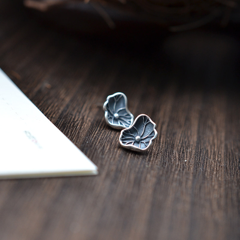 925 pure silver made of old solid matte lotus leaf styled classical ancient wind China wind silver ear nail decorated with gift box