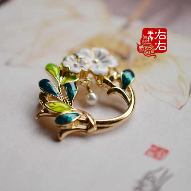Tính tình hâm mộ văn chương 琅 nhỏ giọt dầu thanh lịch lá xanh trâm hoa trắng phụ kiện cài áo sơ mi nữ