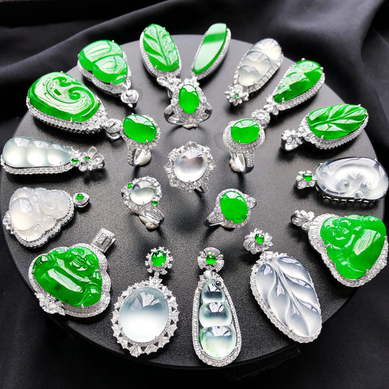 Jade Buddha Gourd Pendant with Fortune Gourd and Four Seasons Bean Leaf Design for Women, Natural a Grade Ice Jade Pendant with 18K Gold Inlay Jade Buddha Gourd Pendant with Fortune Gourd and Four Seasons Bean Leaf Design for Women, Natural a Grade Ice Jade Pendant with 18K Gold Inlay