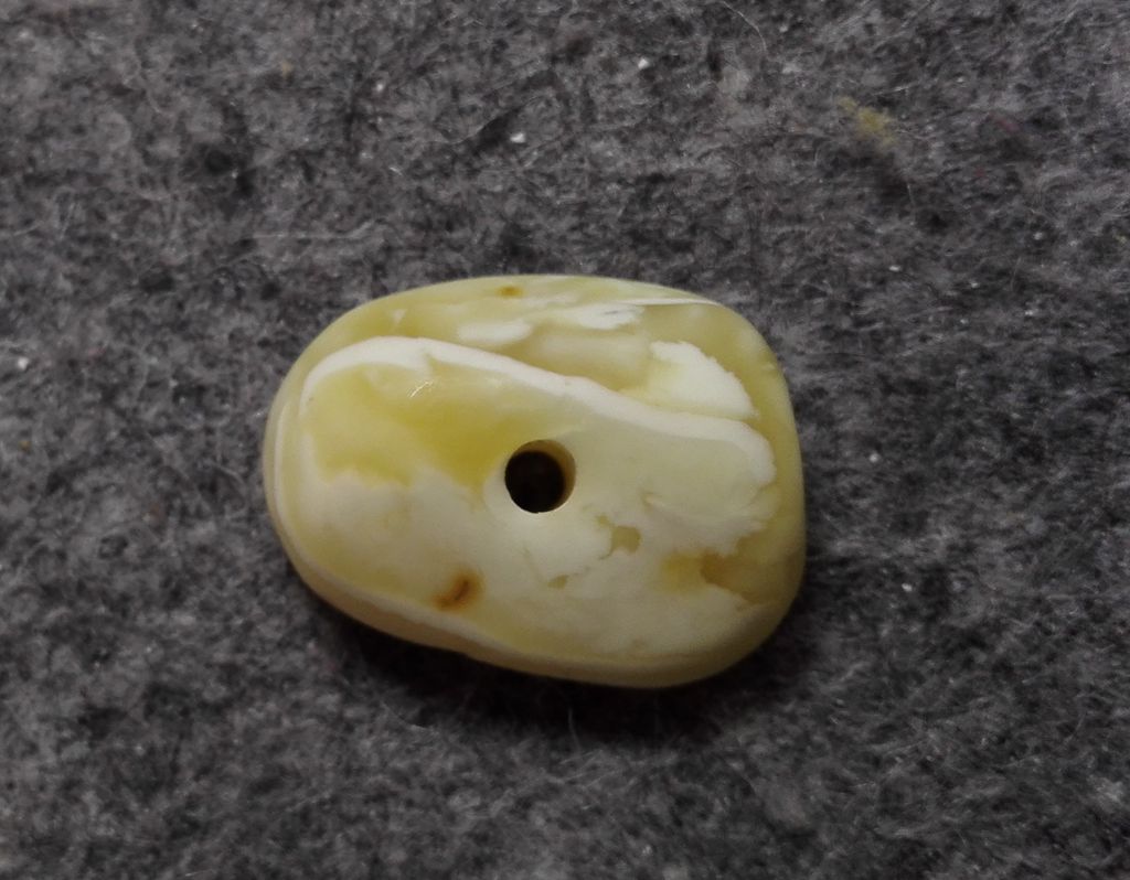Honey wax white flower wax white waxed back cloud drum pearl 2 6 gr 25 * 19 * 9 5MM