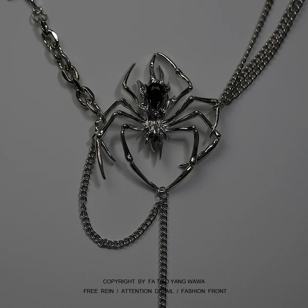 Товары от 发条洋娃娃