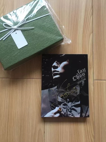 Подпись бесплатной доставки Джей Джей Чоу подписал альбом Jay Chou: Все еще Vantexi
