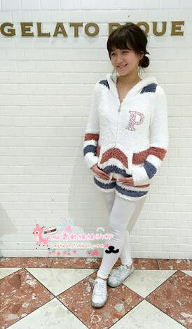 Japan's big-name ice cream soft and super beautiful three-color mixed color men and women couple thick T-shirt shorts set comfortable and soft