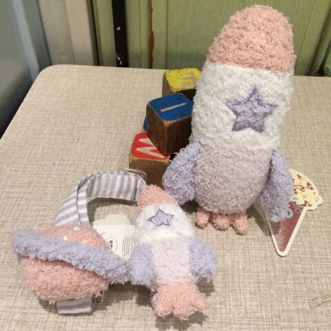 Official website synchrony * Japanese big plate ice cream soft cotton * baby pacifier chain saliva towel clip rocket