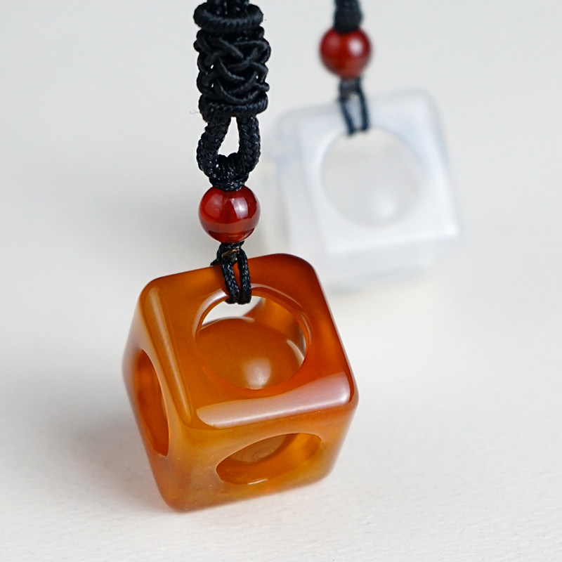 Linglong Dice Natural Jade Yellow Agate Square Creative Hollow Transfer Bead Pendant Chalcedony for Men and Women Passepartout