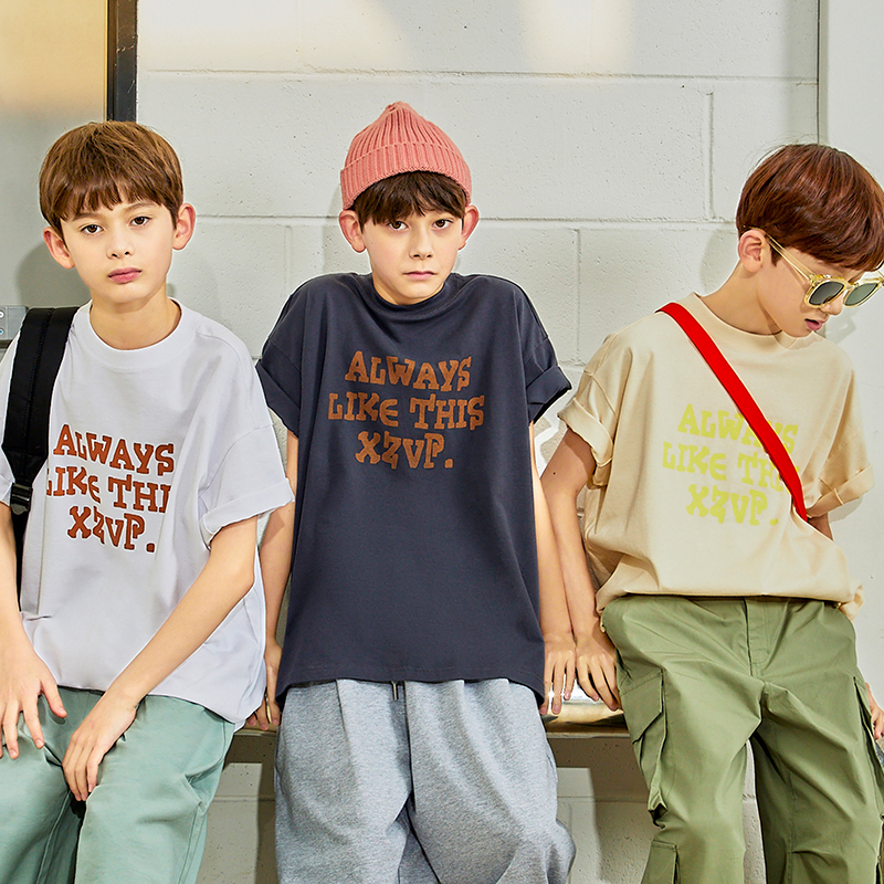 童装界的潮流新宠，XXZXX字母短袖T恤，真的值得入手吗？六折优惠
