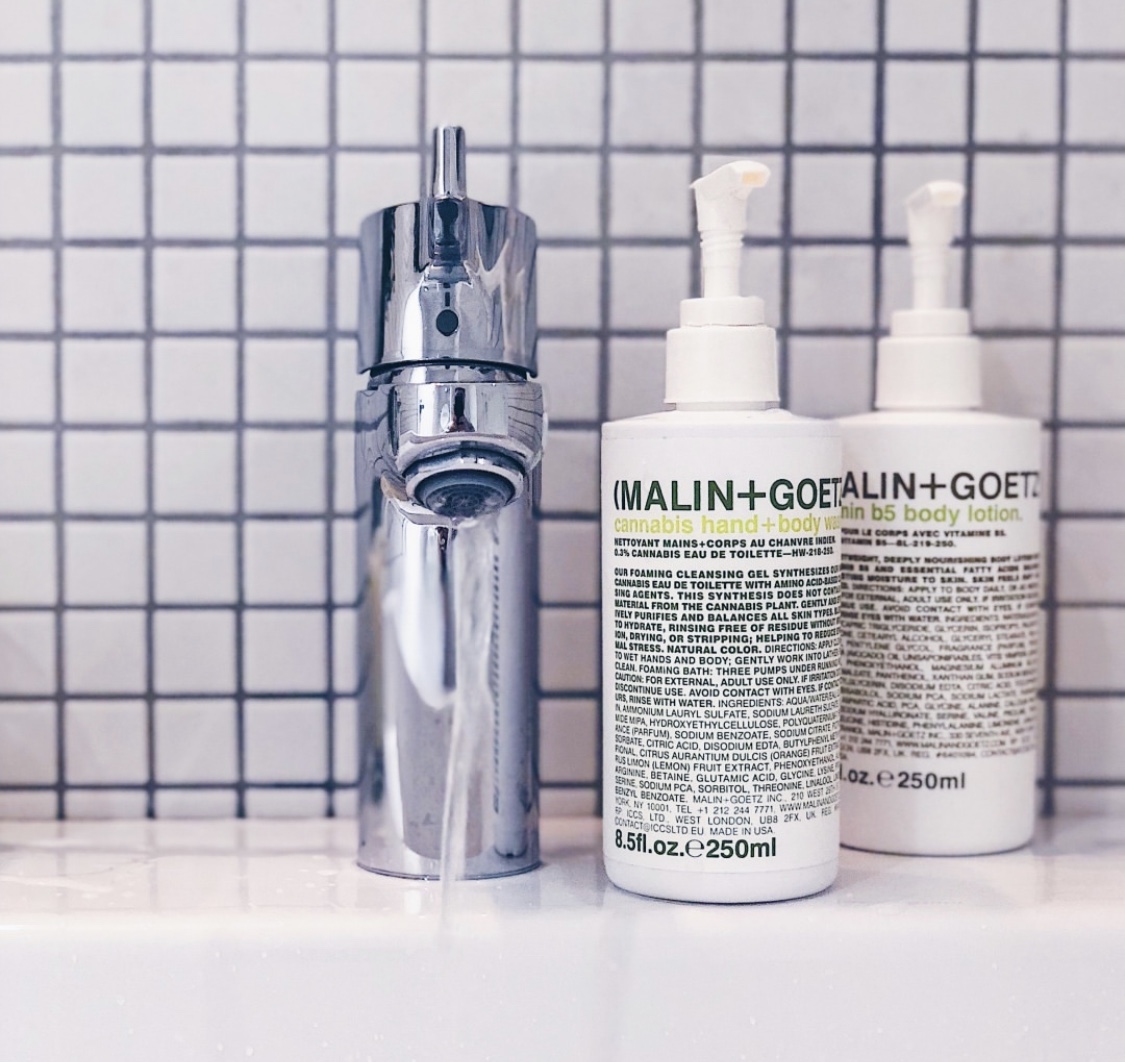 American Malin Goetz Malin Dog Shower Gel Rum Hemp Leaf Bergamot Amino Acid Cleansing Fragrance